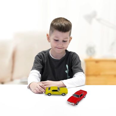 Автомодель CHEVROLET CAMARO Z28 1968 (червоний, жовтий) 250384W