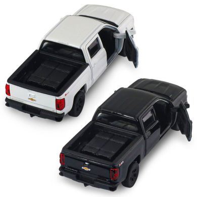 Автомодель CHEVROLET SILVERADO 2017 (перламутрово-білий, чорний) 250381W