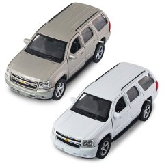 Автомодель CHEVROLET TAHOE 2008 (білий, сірий) 250382W