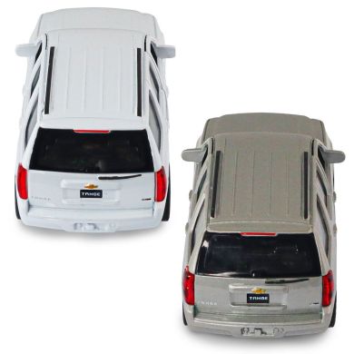 Автомодель CHEVROLET TAHOE 2008 (білий, сірий) 250382W