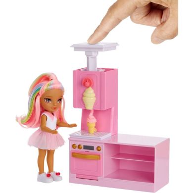 Игровой набор с куклой RAINBOW HIGH серии Littles КОНДИТЕРСКАЯ КЕНДИ (с аксес.) 522058
