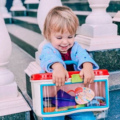 Ігровий набір Battat Добрий доктор Айболит 12 аксесуарів BX1230Z