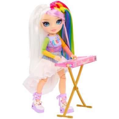 Лялька RAINBOW HIGH серії Junior High Rockband АМАЯ (з аксес.) 565772