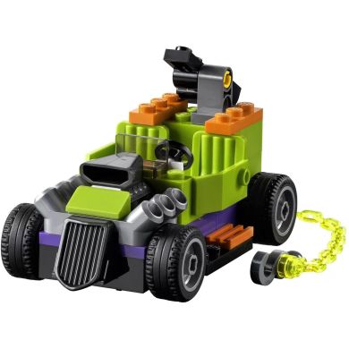 Конструктор LEGO Super Heroes Бэтмен против Джокера: погоня на Бэтмобиле 136 деталей 76180