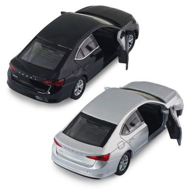 Автомодель SKODA OCTAVIA (чорний, сріблястий) 250389W