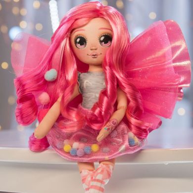 Игровой набор с куклой Dream Seekers Белла с аксессуарами 13836