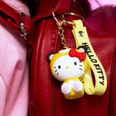 Коллекционная фигурка-брелок серии Hello Kitty КАРНАВАЛ ХЕЛЛОУ КИТТИ (в ассорт) 5/CN24