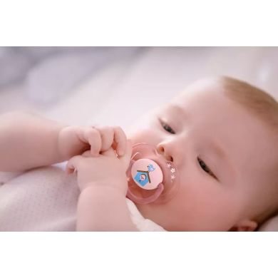 Силиконовая пустышка Philips Avent Classic 0-6 мес. 2 шт. в ассортименте SCF169/43, Разноцветный