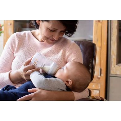 Пляшечка Philips Avent для годування Natural Природний Потік, 260 мл.1 шт. Жираф SCY903/66