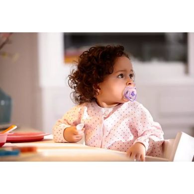 Силиконовая пустышка Philips Avent Classic 6-18 мес. 2 шт. в ассортименте SCF169/44, Разноцветный