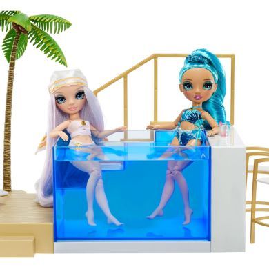 Игровой набор для кукол RAINBOW HIGH серии Pacific Coast ВЕЧЕРКА У БАСЕЙНА (свет) 578475