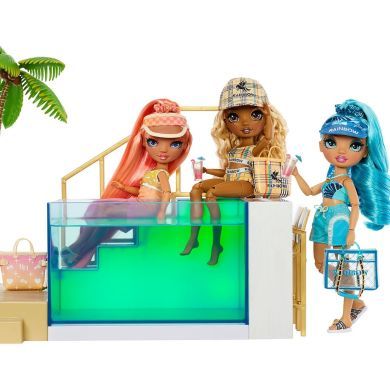 Игровой набор для кукол RAINBOW HIGH серии Pacific Coast ВЕЧЕРКА У БАСЕЙНА (свет) 578475