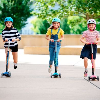 Самокат Micro серії Maxi Deluxe Foldable LED Зелений (до 50 кг, триколісний, світло) Micro MMD097