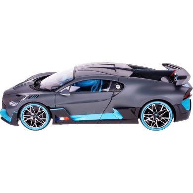 Автомодель Bugatti Divo (темно-сірий, 1:18) Bburago 18-11045DG