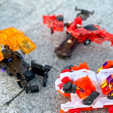 Машинка-трансформер Screechers Wild L1 Ревадактиль EU683112