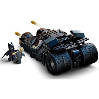 Конструктор Super Heroes DC Бетмобіль Тумблер сутичка з Пугалом LEGO 76239