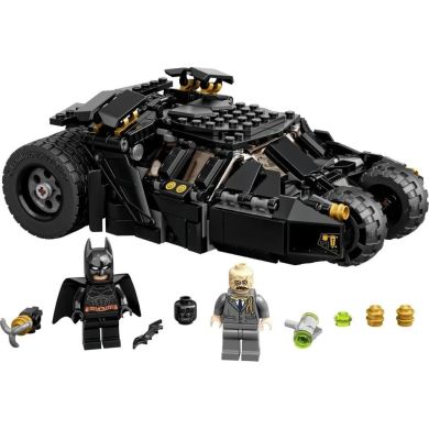 Конструктор Super Heroes DC Бетмобіль Тумблер сутичка з Пугалом LEGO 76239