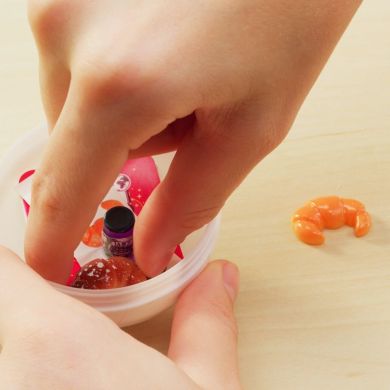 Ігровий набір із сюрпризом Mini World ПІКНІК (в асорт., у диспл.) 2305003