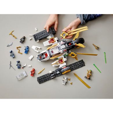 Конструктор сверхзвуковой самолет LEGO NINJAGO 725 деталей 71739