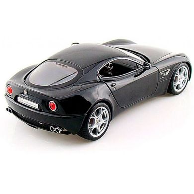 Автомодель Bburago Alfa 8C Competizione 2007 1:32 ассортимент 18-43004