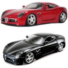 Автомодель Bburago Alfa 8C Competizione 2007 1:32 ассортимент 18-43004