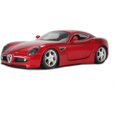 Автомодель Bburago Alfa 8C Competizione 2007 1:32 ассортимент 18-43004