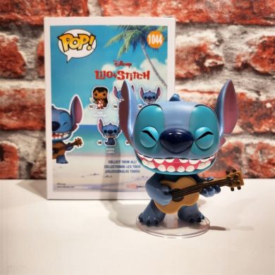 Ігрова фігурка FUNKO POP! серії Ліло та Стіч СТІЧ З УКУЛЕЛЕ 55615
