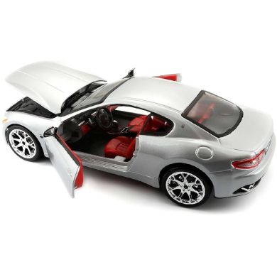 Автомодель Bburago Maserati Grantourismo 2008 1:24 в ассортименте18-22107